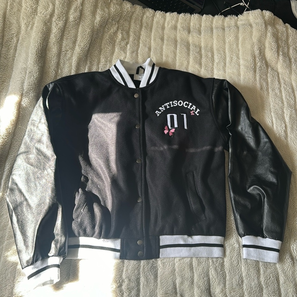 ⭐️ 2 for $25 Deal ⭐️ Antisocial Butterfly Jacket
